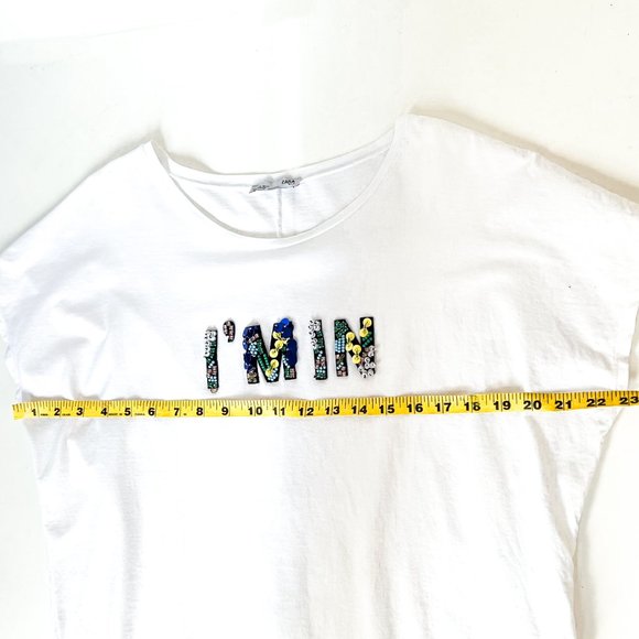 zara graphic white t-shirt w/sequin detail - Picture 3 of 4